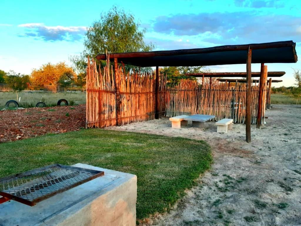 Eldorado Lodge Окаукуехо Екстериор снимка